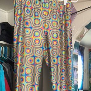 Trippy psychedelic leggings